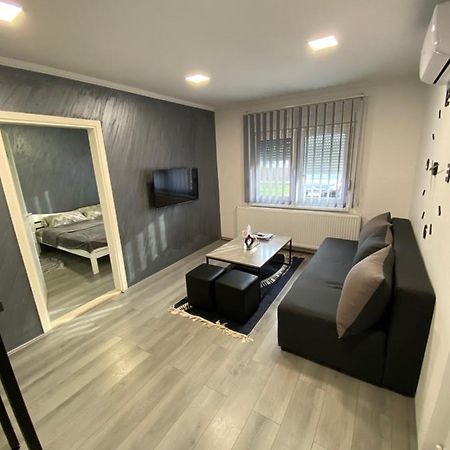 Apartmani Mira Palics Kültér fotó